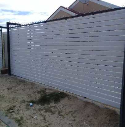 Driveway gates and fencing