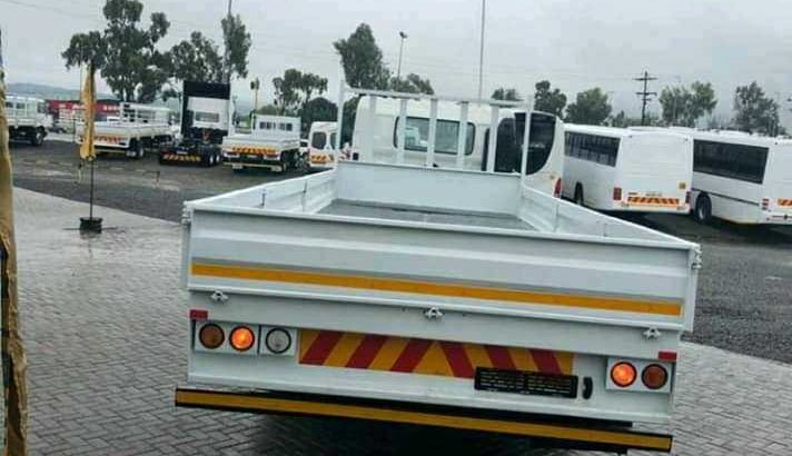 2010 Hino 500 Dropside