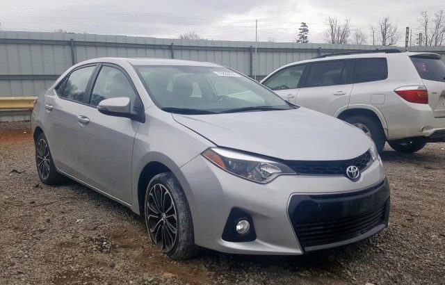 TOYOTA COROLLA 2015