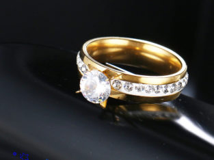 Stainless Steel Wedding/Engagement/Proposal rings