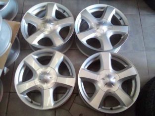 17 inch  Isuzu rims for sale.