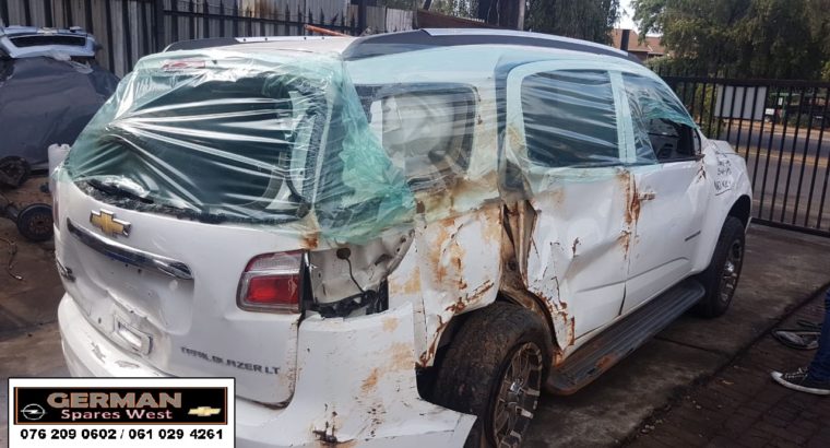 CHEV TRAILBLAZER 2.5 2013 STRIPPING FOR SPARES