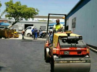 Top quality tarmac surfaces driveways and parking areas