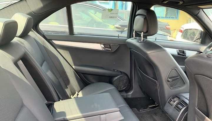 mecedeez Benz C300