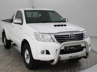 car and bakkie dealership