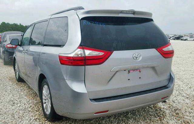 Toyota Sienna