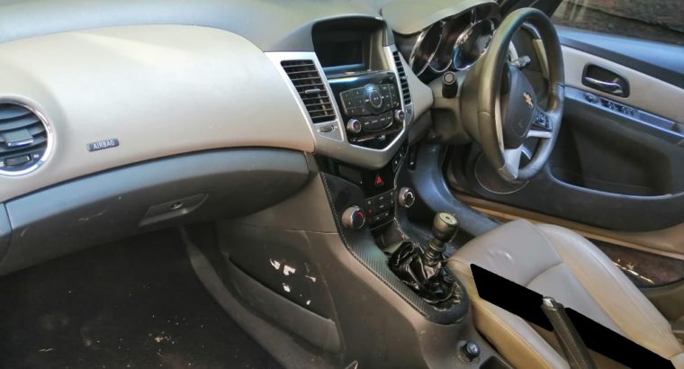 CHEV CRUZE 2010