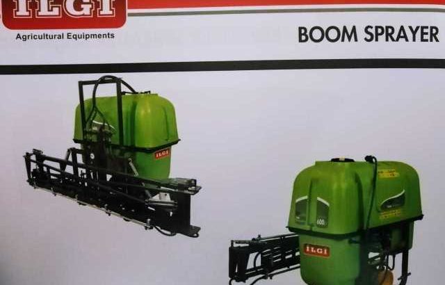 boom sprayer