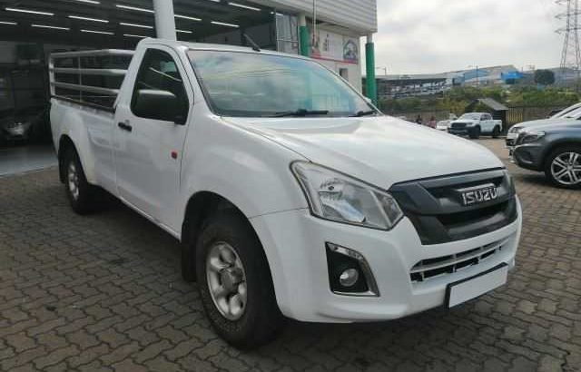 2016 Isuzu KB250 Leed Fleetside P/U S/C.