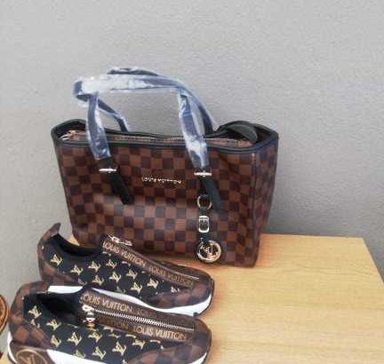 Abag with shoes for sell