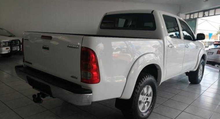 Toyota Hilux 2.4