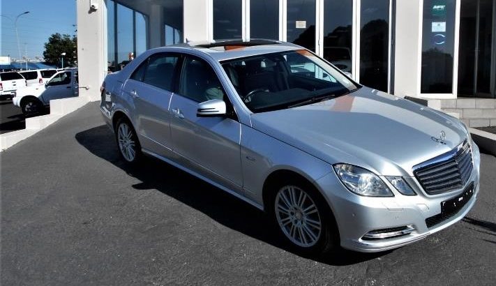 2011 E200CGI WITH 156000KM FOR SALE