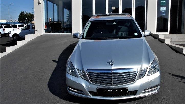 2011 E200CGI WITH 156000KM FOR SALE