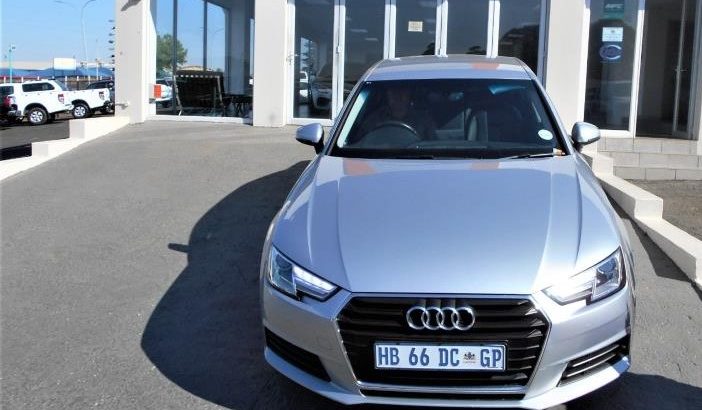 2017 A4 1.4TFSI WITH 86000KM FOR SALE 0790475688