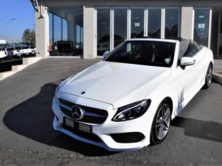 2017 C300 CAB WITH 54000KM FOR SALE