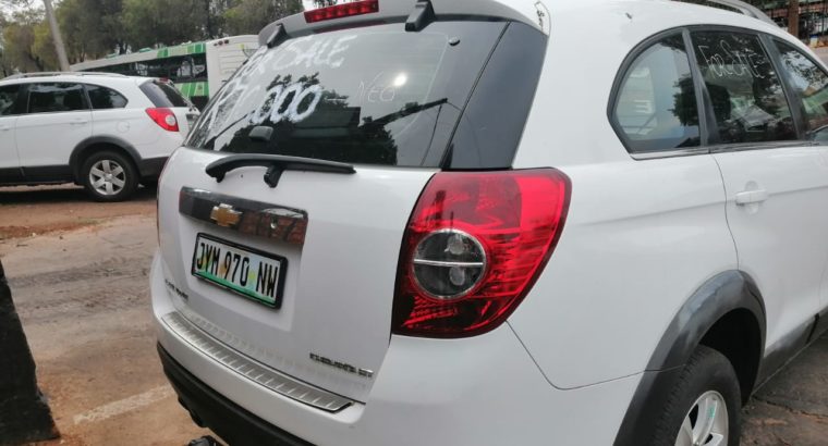 CHEV CAPTIVA 2.4 2011 FOR SALE – R 79 000.00