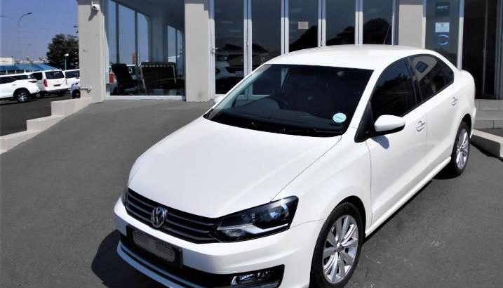 2018 POLO SEDAN 1.6 COMFORTLINE WITH 76000KM FOR SALE 0790475688