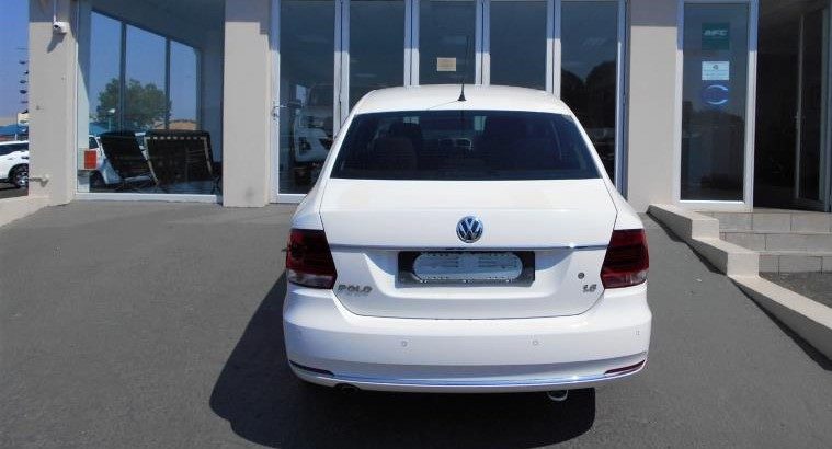 2018 POLO SEDAN 1.6 COMFORTLINE WITH 76000KM FOR SALE 0790475688