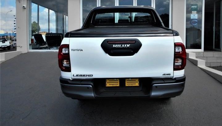 2020 HILUX 2.8DG-6 4X4 AUTO LEGEND 50 WITH 10KM FOR SALE