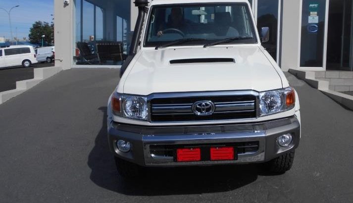 2020 LAND CRUISER 79 4.5D4-D LX V8 WITH 50KM FOR SALE