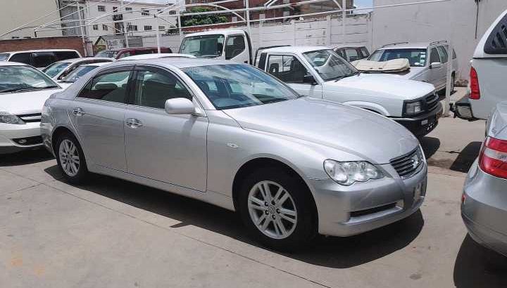 TOYOTA MARK X