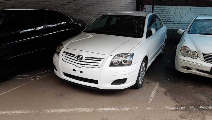 TOYOTA AVENSIS