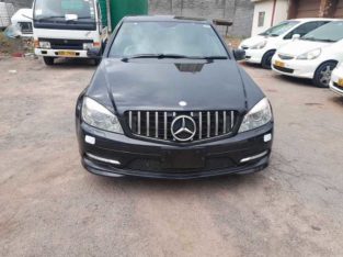 MERCEDES BENZ C200