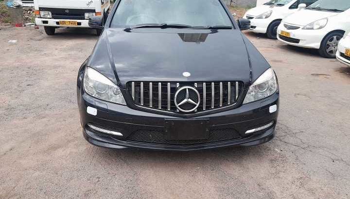 MERCEDES BENZ C200