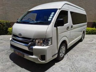 2015 Toyota Quantum 2.5 GL 14 Seater Bus