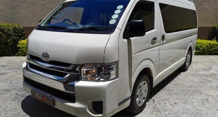 2015 Toyota Quantum 2.5 GL 14 Seater Bus