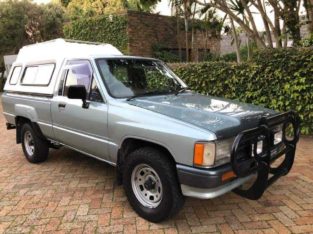 Toyota Hilux 2.4 D Single Cab