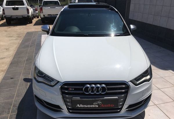 2014 Audi S3 Sportback Stronic