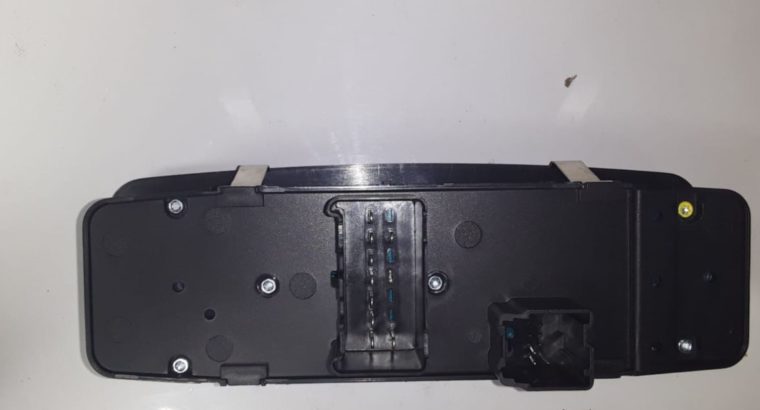 JEEP/ GRAND CHEROKEE WK/ NEW AND USED/ WINDOW SWITCH/ FOR SALE