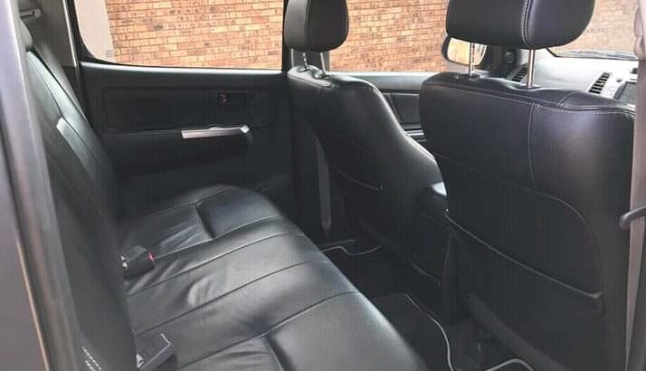 Toyota Hilux legend 45