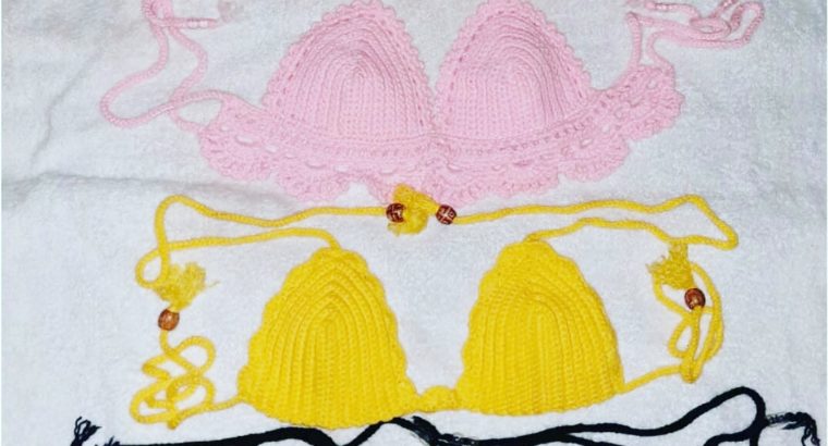 Knitted summer crop tops
