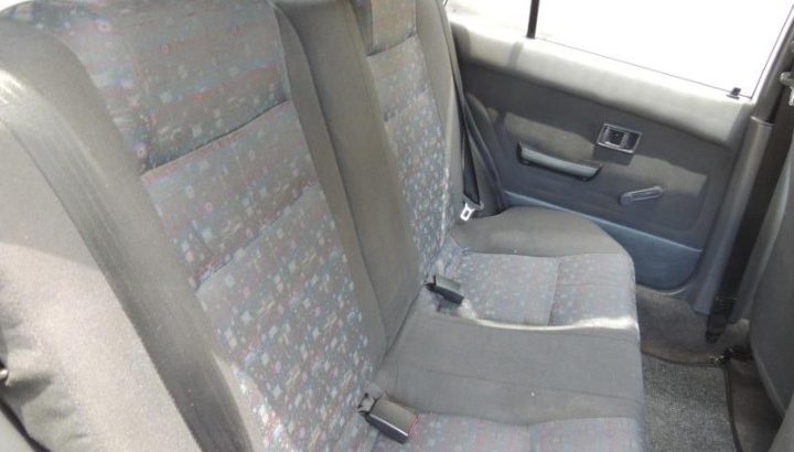 2005 Toyota corolla