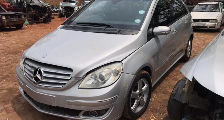 Mercedes-Benz B200 Auto W245 Petrol 2010 Stripping for Used Spare