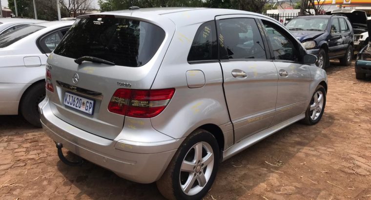 Mercedes-Benz B200 Auto W245 Petrol 2010 Stripping for Used Spare