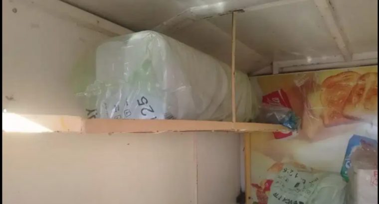 Food Caravan/Trailer BARGAIN!! With FREE Gas Deep Fryer