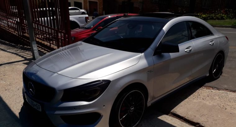 2015 Auto Mercedes Benz CLA 45