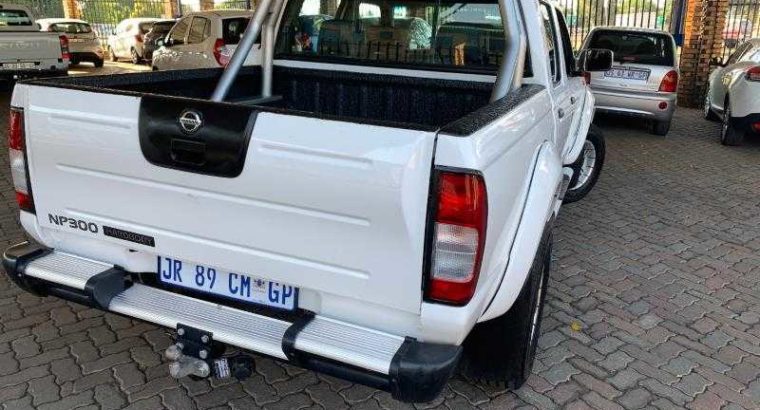 2016 Nissan NP300 Hardbody 2.5TDi Double Cab for sale