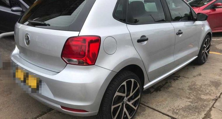 VW POLO VIVO HATCH 1.4 TRENDLINE