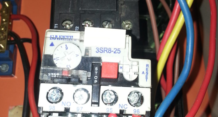 ELECTRICIAN…….24 HR SERVICE>>>>> Call/Whatsapp: 0772542385