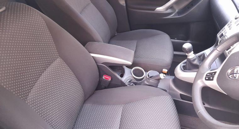 TOYOTA COROLLA VERSO 1.8 For Sale 2012