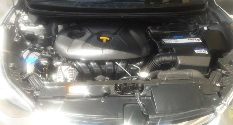 2013 Hyundai elentra 1.8