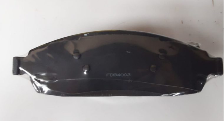 JEEP/GRAND CHEROKEE/ WK1/ NEW AND USED/ FRONT BRAKE PADS/FOR SALE
