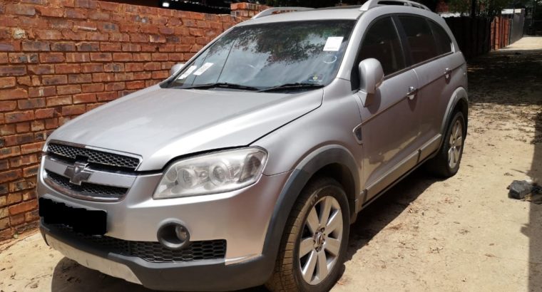 CHEV CAPTIVA STRIPPING FOR SPARES