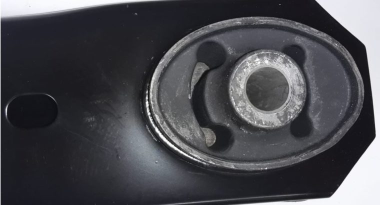 JEEP GRAND CHEROKEE/ WJ/ LOWER/ CONTROL ARM REAR/ FOR SALE