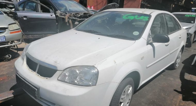 CHEV OPTRA 2012 STRIPPING FOR SPARES