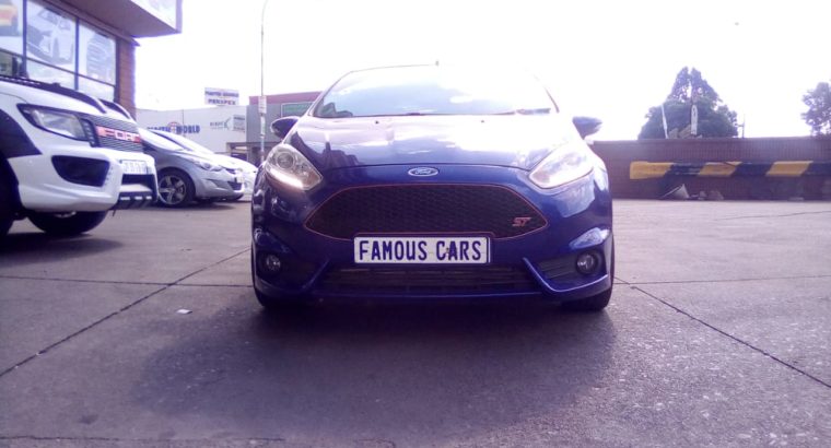 2014 ford fiestsa 1.6 ST